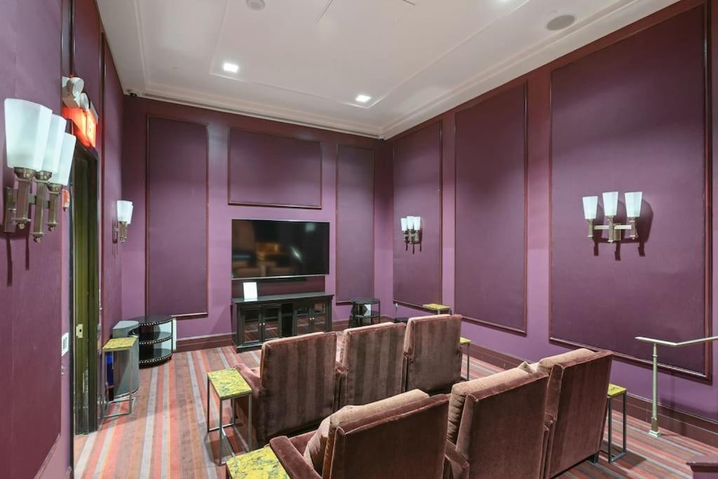 Upscale Comfort Next To Metro And Dining Arlington Exterior foto