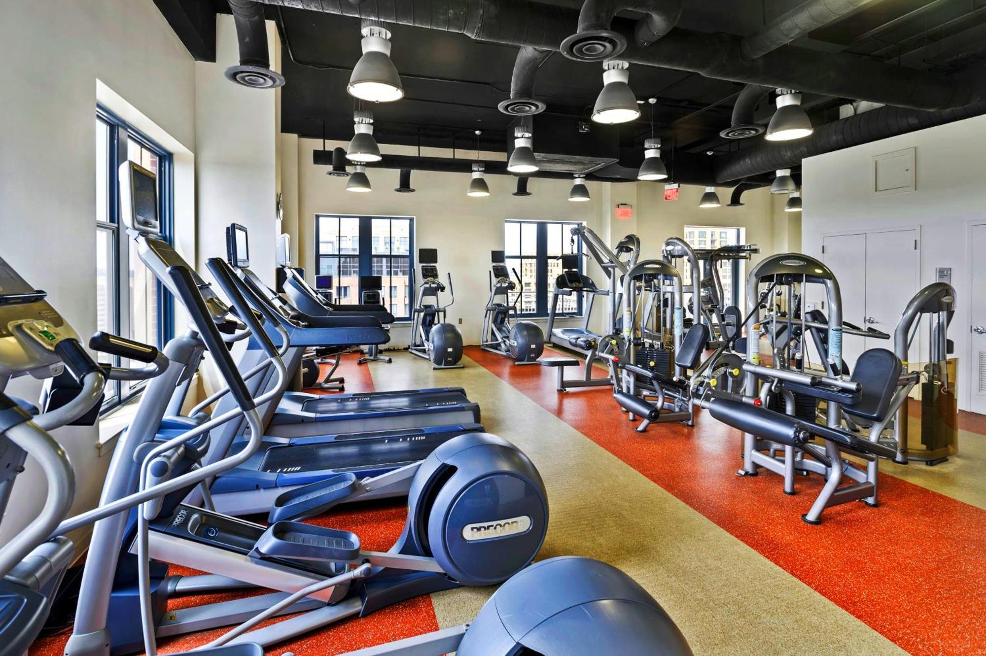 Upscale Comfort Next To Metro And Dining Arlington Exterior foto